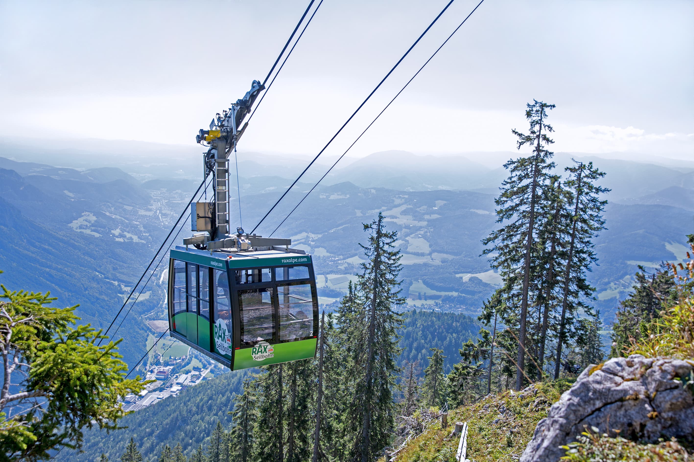 Per Rax-Seilbahn in die Wiener Alpen