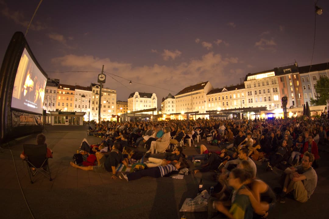 VOLXkino 2026 – das mobile Open-Air-Kino