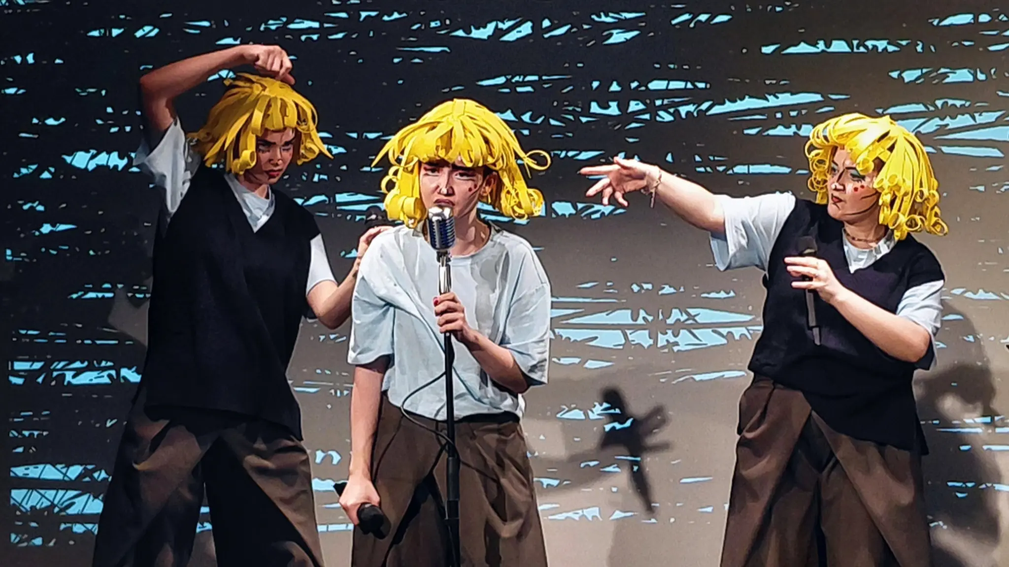 JUNGES THEATER FAVORITEN / Agathe Bauer / 14-99 Jahre – CAPE 10