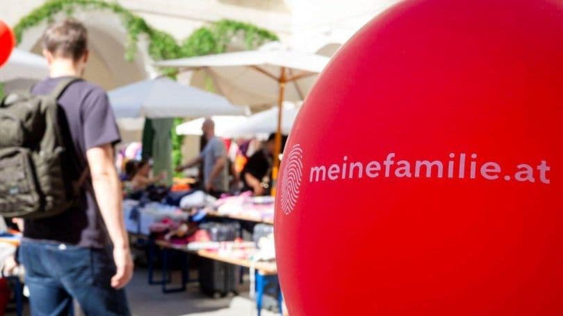 Kinderflohmarkt im Arkadenhof – Arkadenhof des Erzbischöflichen Palais